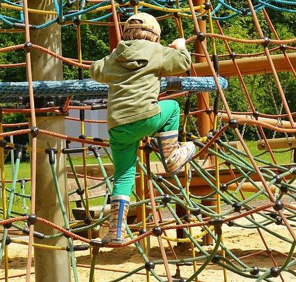 Ofrece Tlalnepantla cursos de verano a niñas y niños