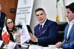 México enfrentará en 2025 desafíos internacionales y problemas internos que exigen liderazgos responsables: Alejandro Moreno